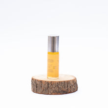 Load image into Gallery viewer, Saffron Cardamom Lip Oil
