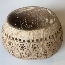 Load image into Gallery viewer, COCONUT SHELL TEA LIGHT HOLDER
