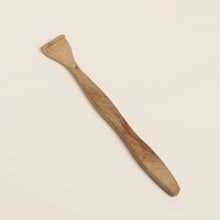 Load image into Gallery viewer, Neem Wood Tongue Cleaner Pack of 1
